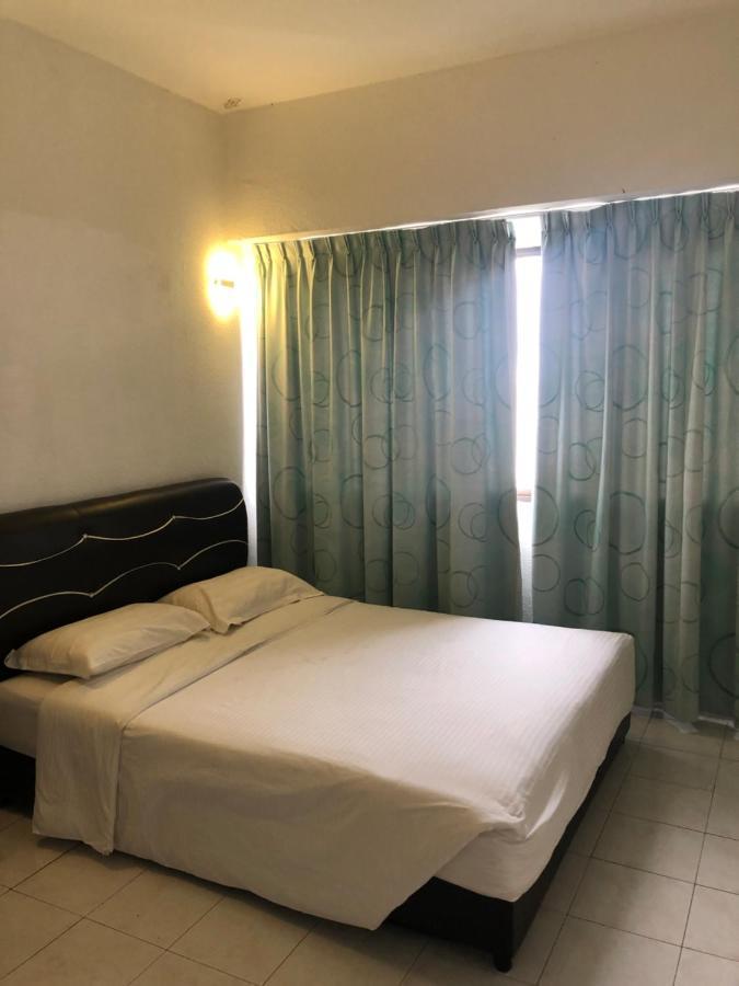 Beach Resort Home Stay Sri Sayang Apartment Batu Ferringhi 2Bedroom Kültér fotó