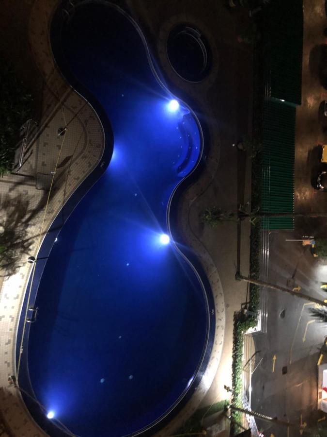 Beach Resort Home Stay Sri Sayang Apartment Batu Ferringhi 2Bedroom Kültér fotó